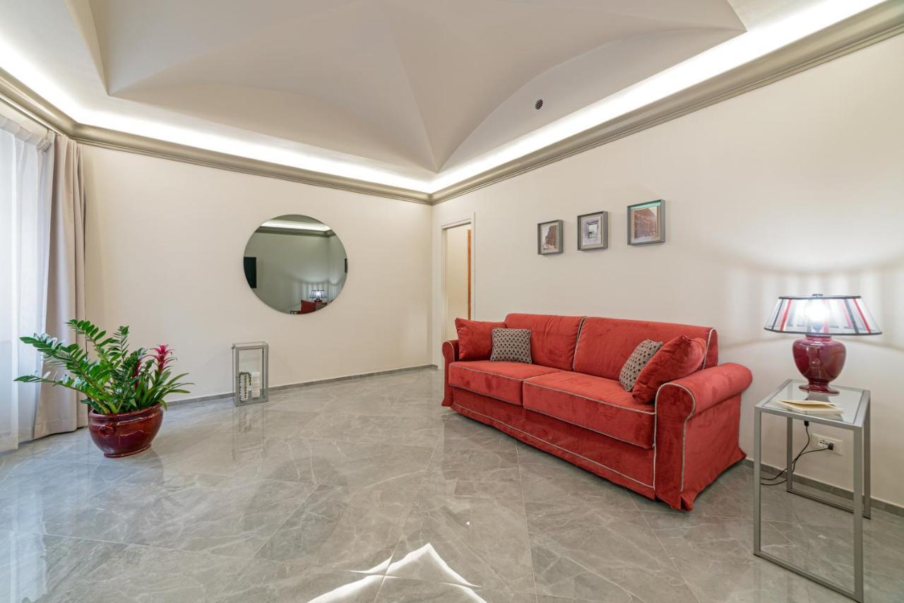 Bmga L Viapaola43 Palace 로마 외부 사진